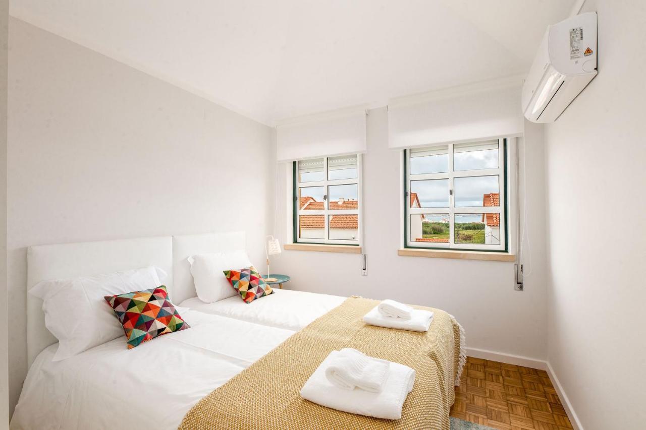 Baleal Pointsurprise House Apartment ภายนอก รูปภาพ